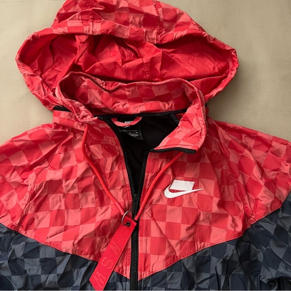Nike Windrunner Jacket Checkered Red And Black NSW Size small - Picture 5 of 12